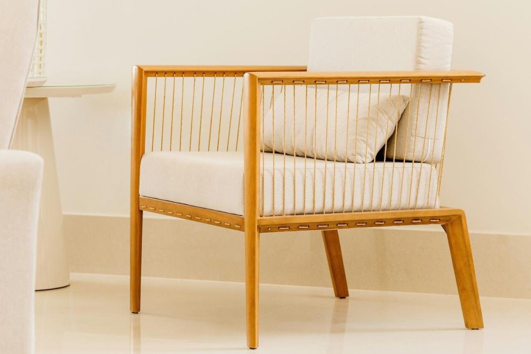 Set stoelen rond eettafel